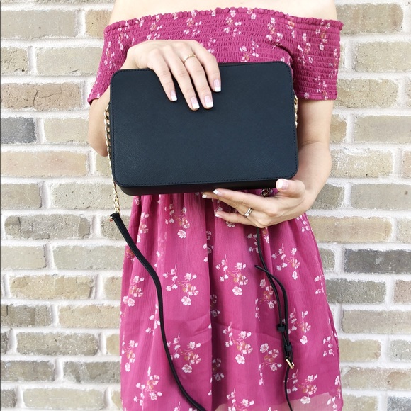 Gaby’sBags👜💕-NWT Michael Kors Crossbody Black - Picture 5 of 7